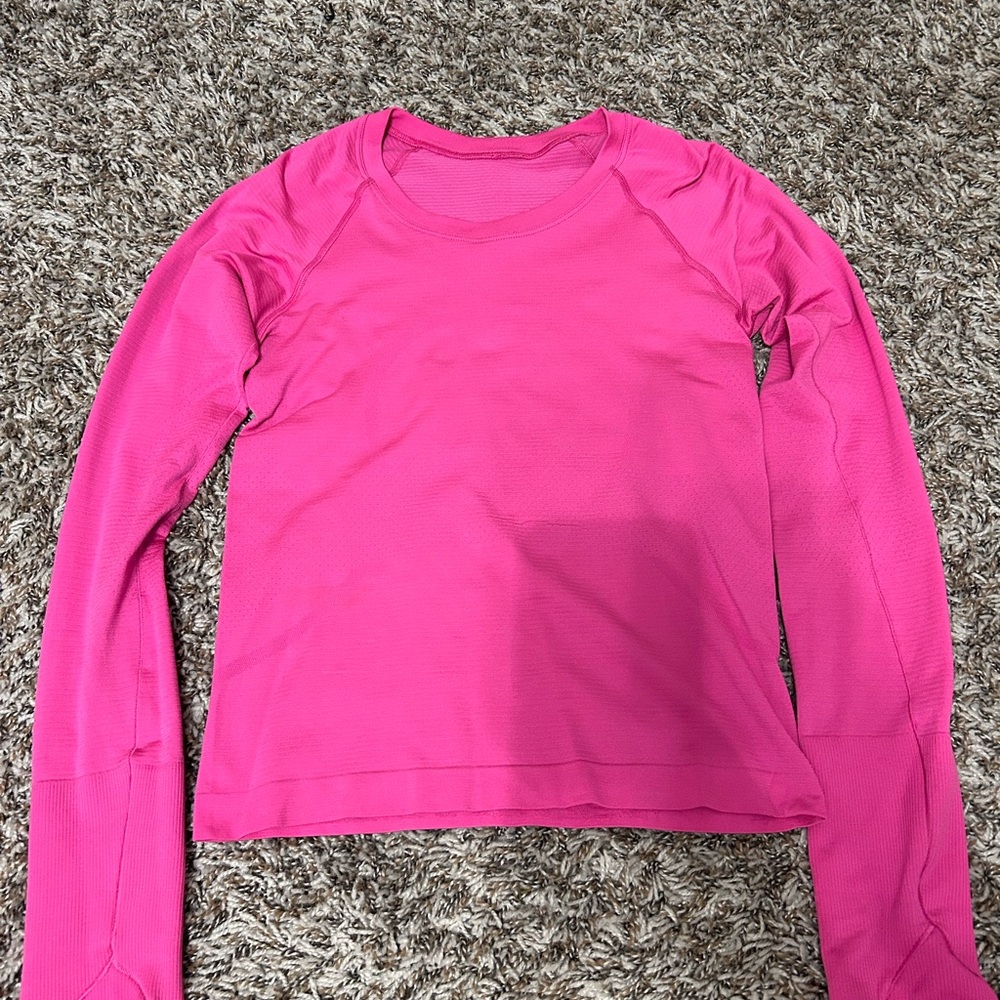 Lululemon Women's Vibrant Pink Cropped Long Sleeve Tee